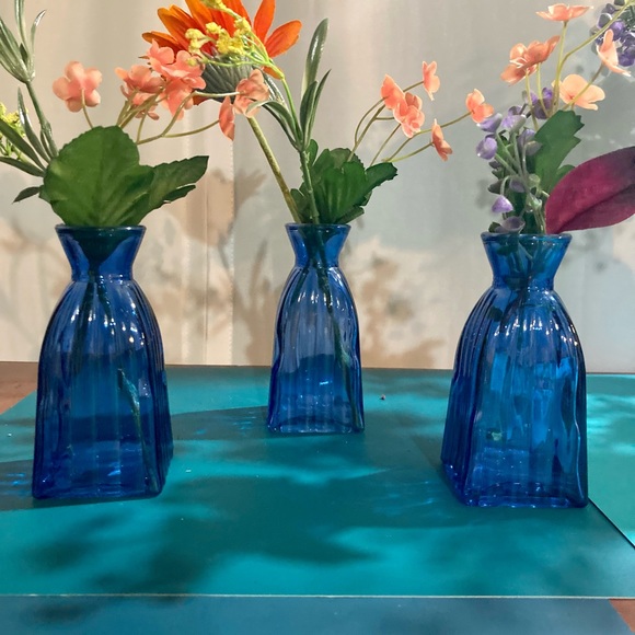 Elemental Sea Glass Mini Vases (Set of 8) - Picture 10 of 12